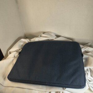 Unbranded Laptop case fully lined and padded 9 3/4  by 13 1/2 inches